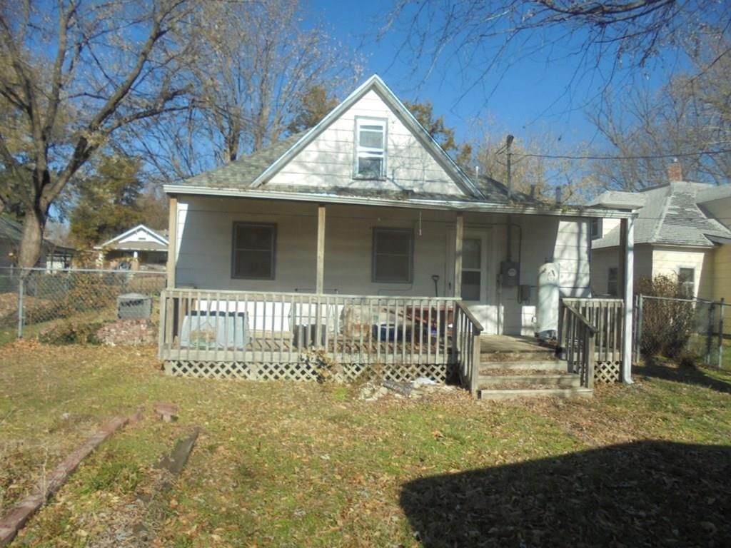 915 W Pine N/A — photo 22