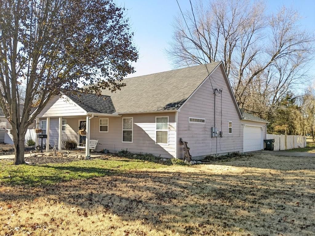 1023 N 13 N/A — photo 3