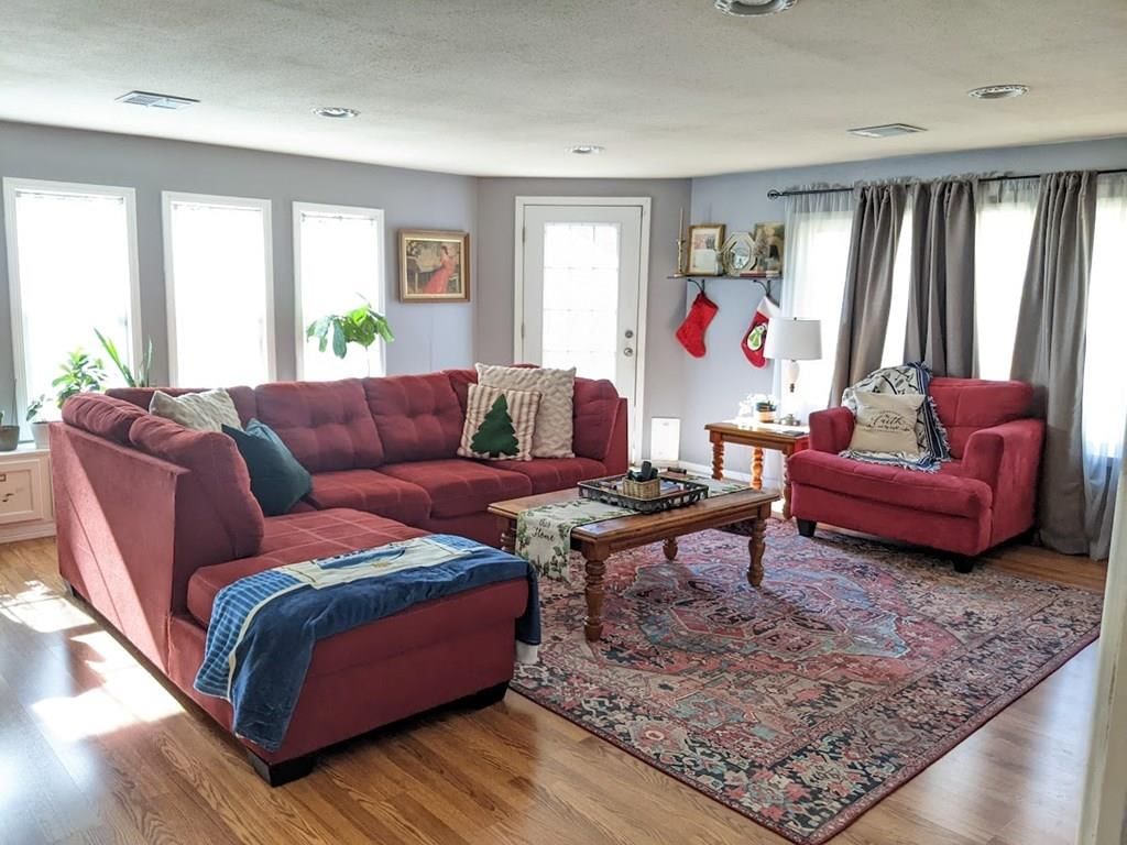 1023 N 13 N/A — photo 29