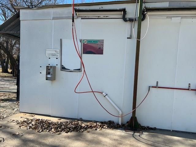 2302 S Walnut Street — photo 12