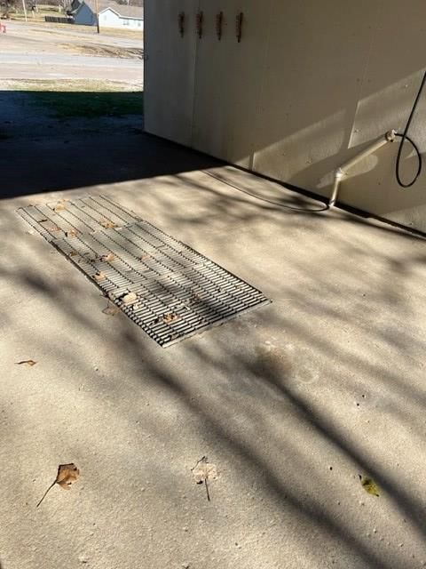 2302 S Walnut Street — photo 27