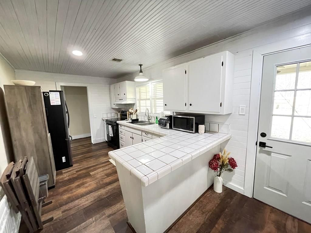 221 Mulberry N/A — photo 9