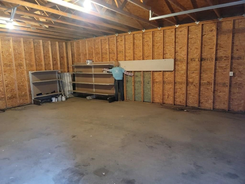 1946 W Maple N/A — photo 14