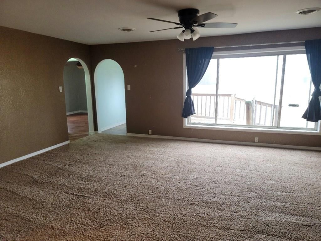 1946 W Maple N/A — photo 18