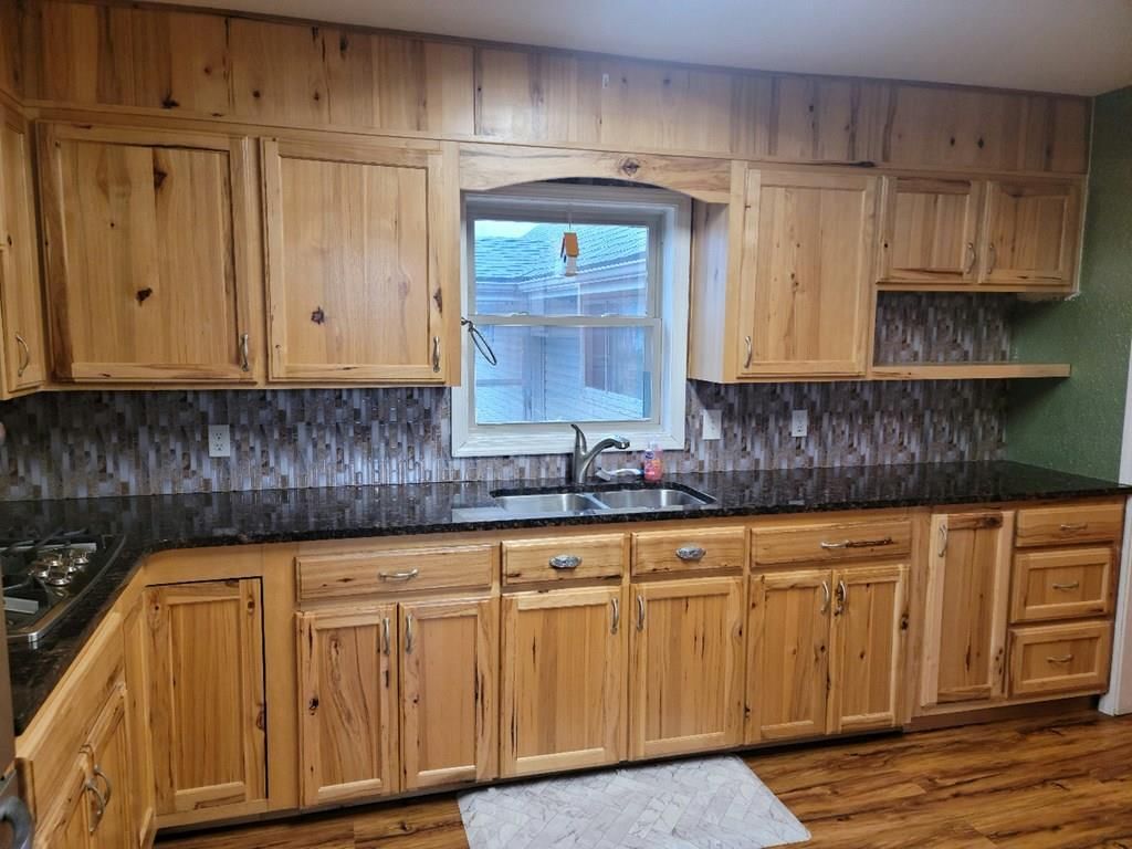 1946 W Maple N/A — photo 26