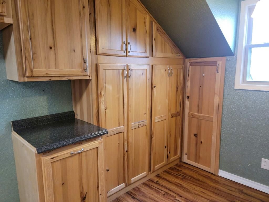 1946 W Maple N/A — photo 29