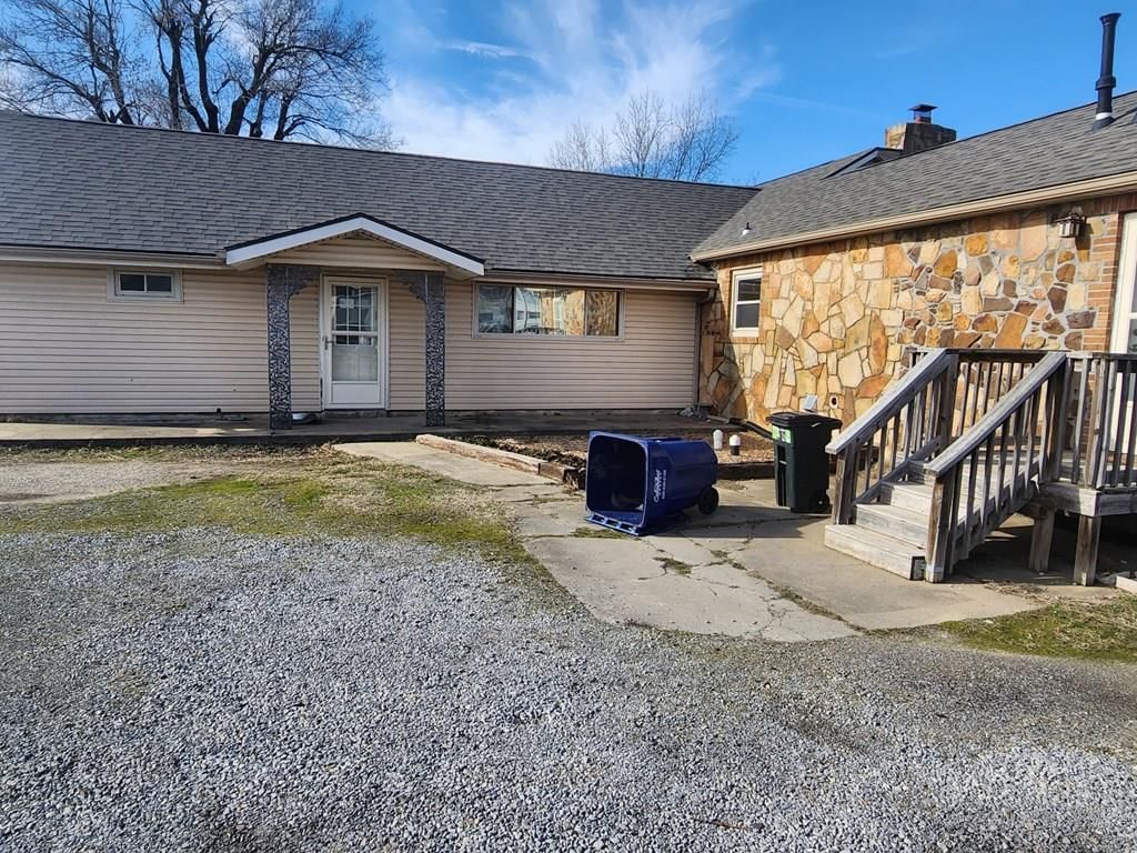 1946 W Maple N/A — photo 50