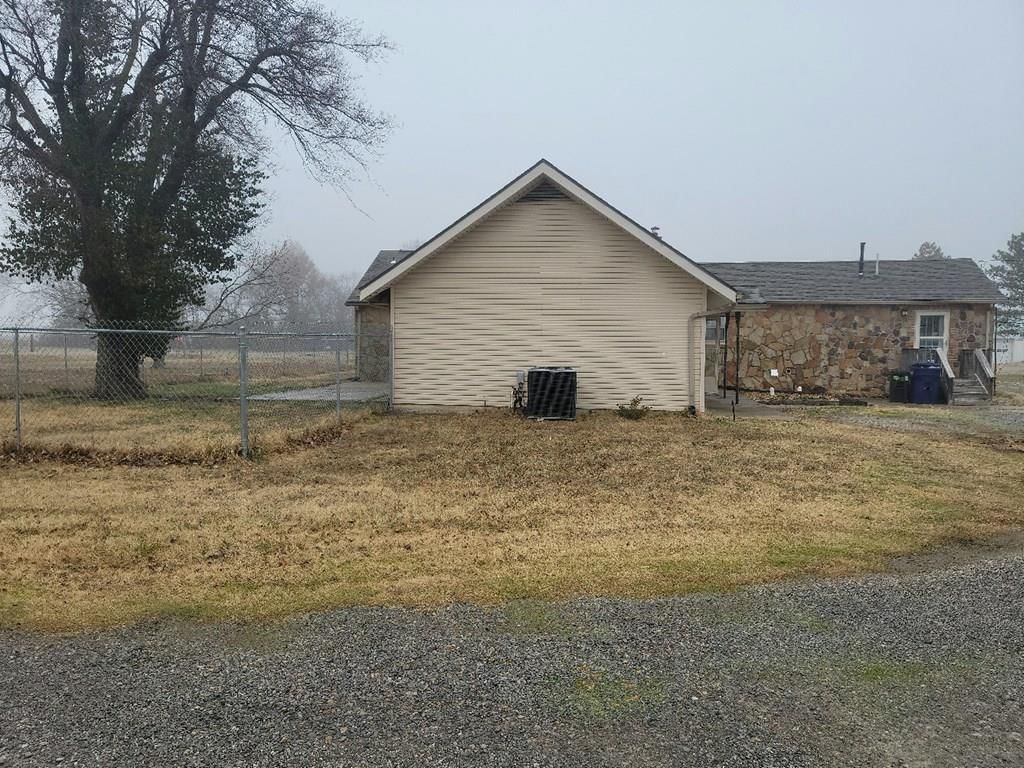 1946 W Maple N/A — photo 7