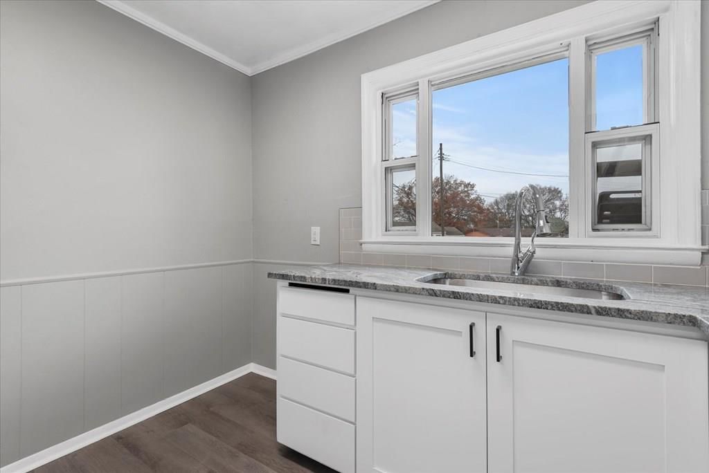 1591 S Elm Avenue — photo 10