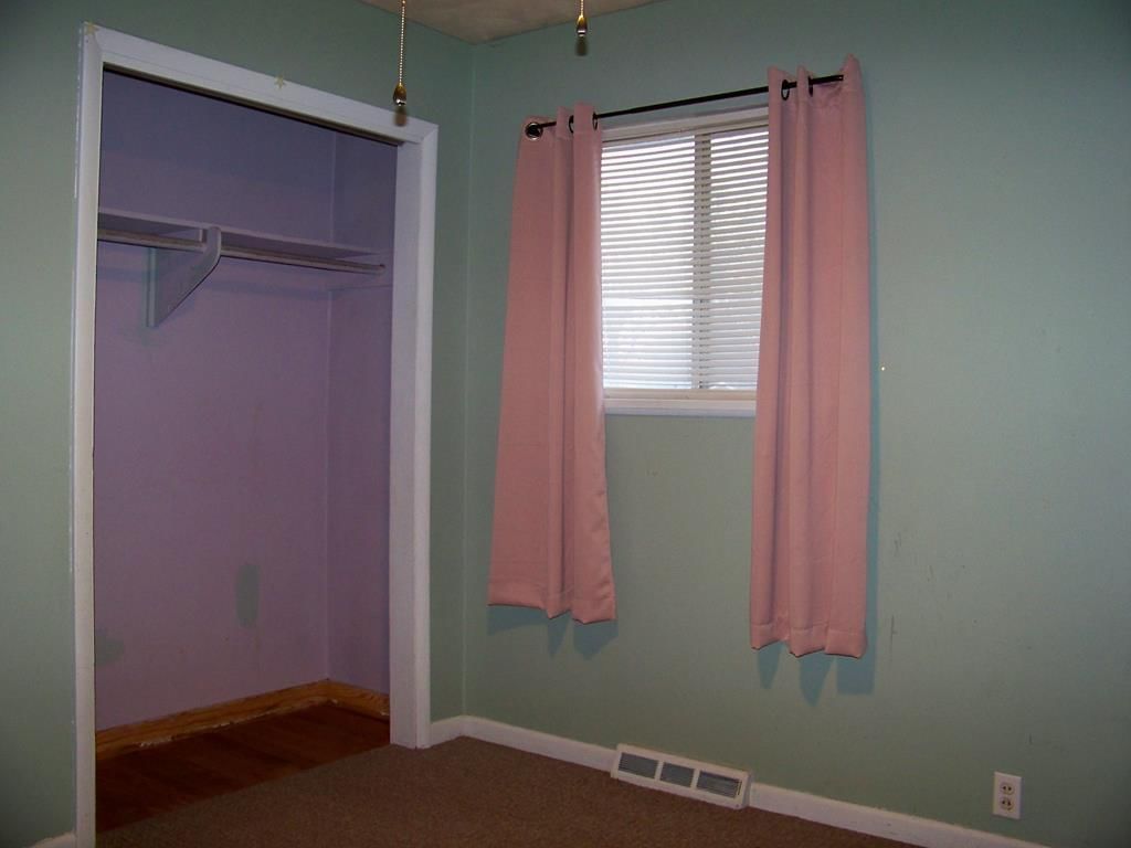 810 S Wilson N/A — photo 16