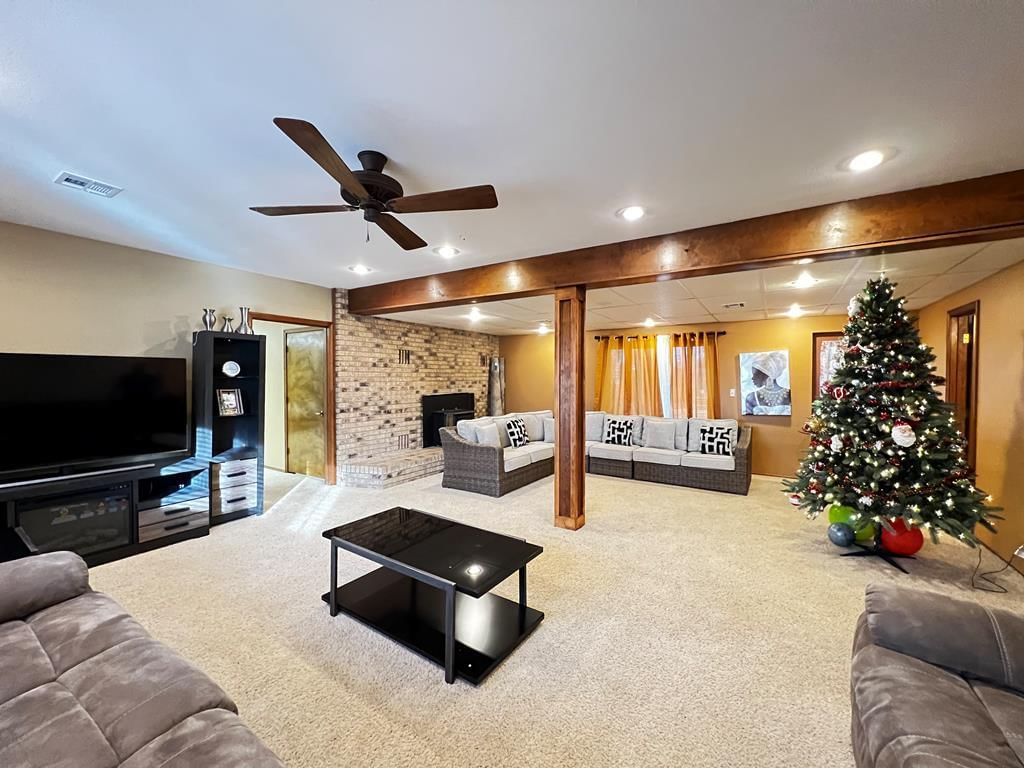 3979 CR 4055 N/A — photo 35