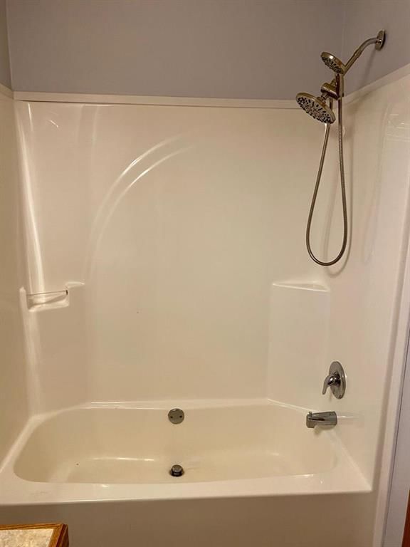 1510 Corning Avenue — photo 13