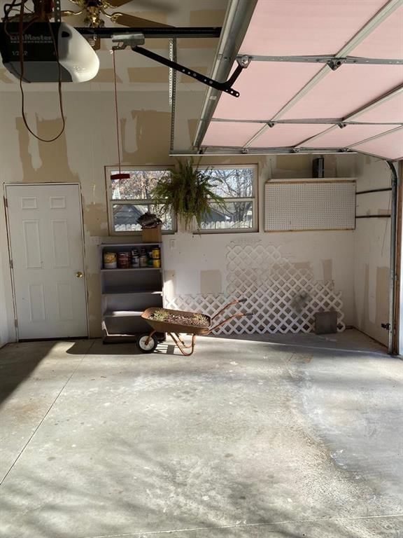 1510 Corning Avenue — photo 22