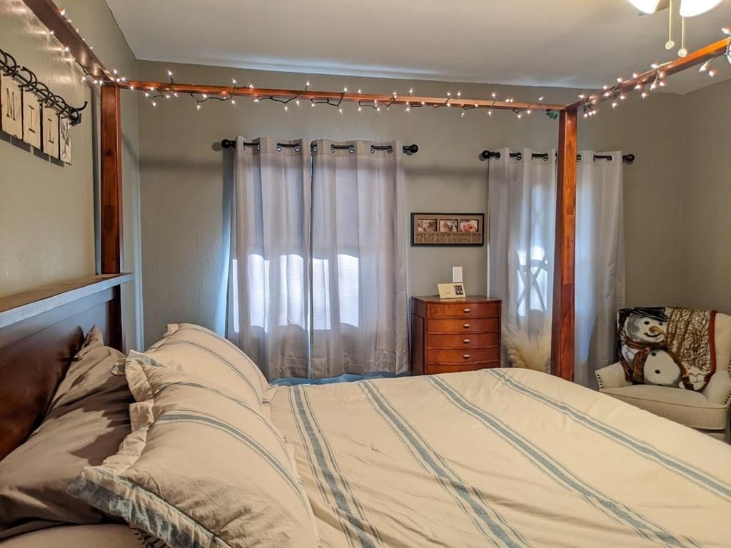 222 W 3rd Street — photo 36