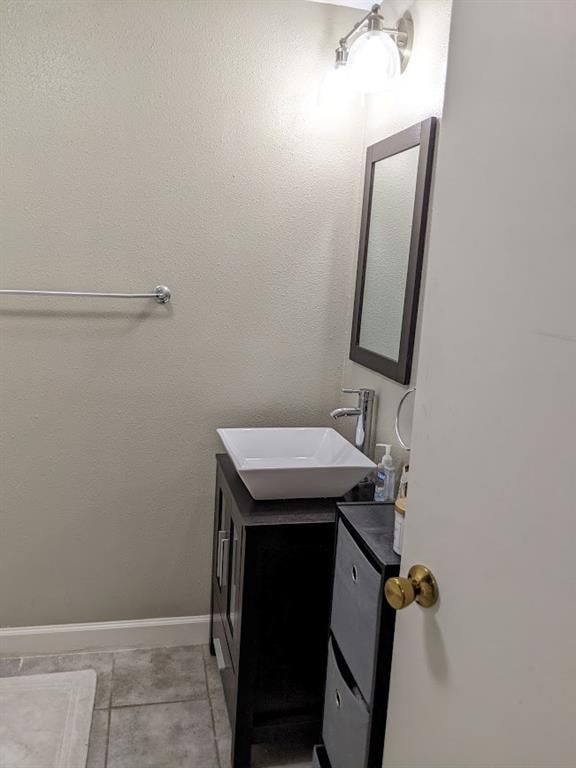 222 W 3rd Street — photo 42
