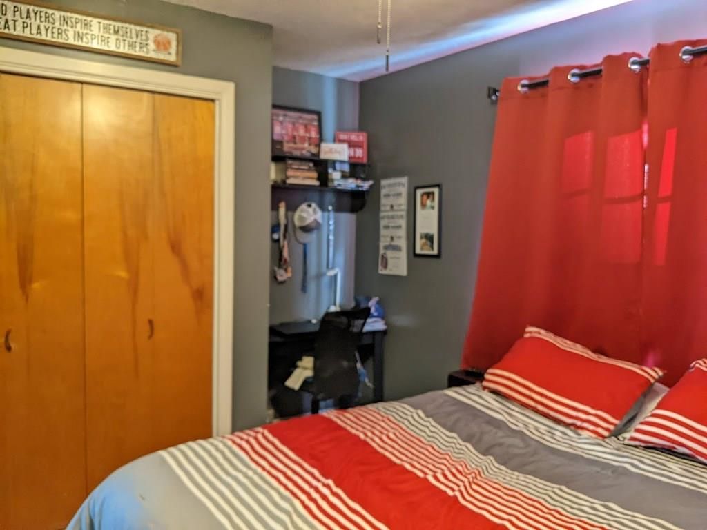 222 W 3rd Street — photo 47