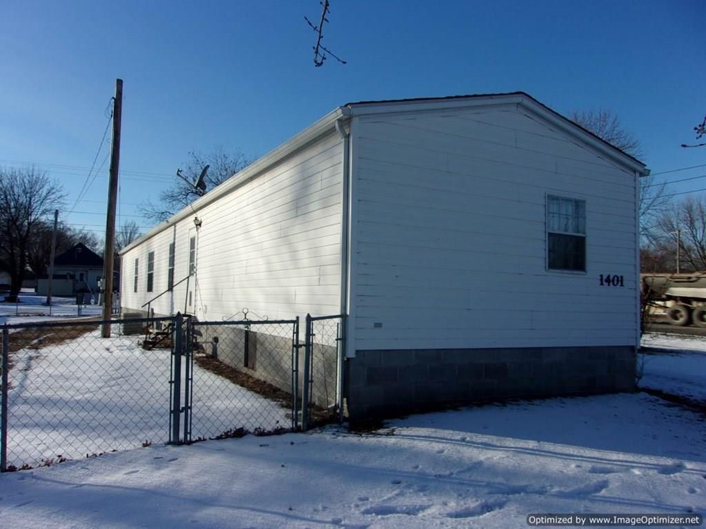 1401 S Malcolm N/A — photo 18