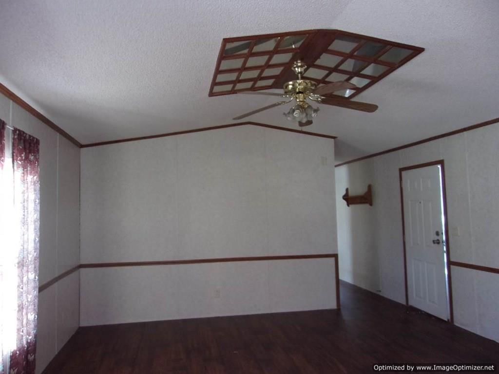 1401 S Malcolm N/A — photo 4