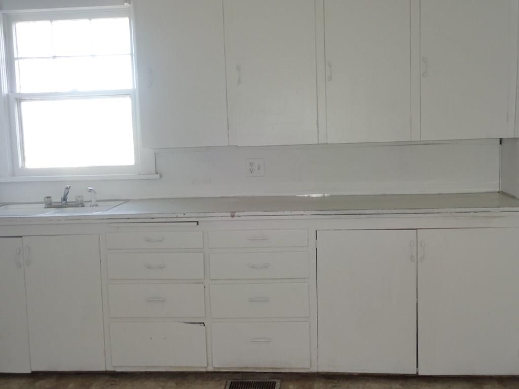 709 N 10th N/A — photo 12