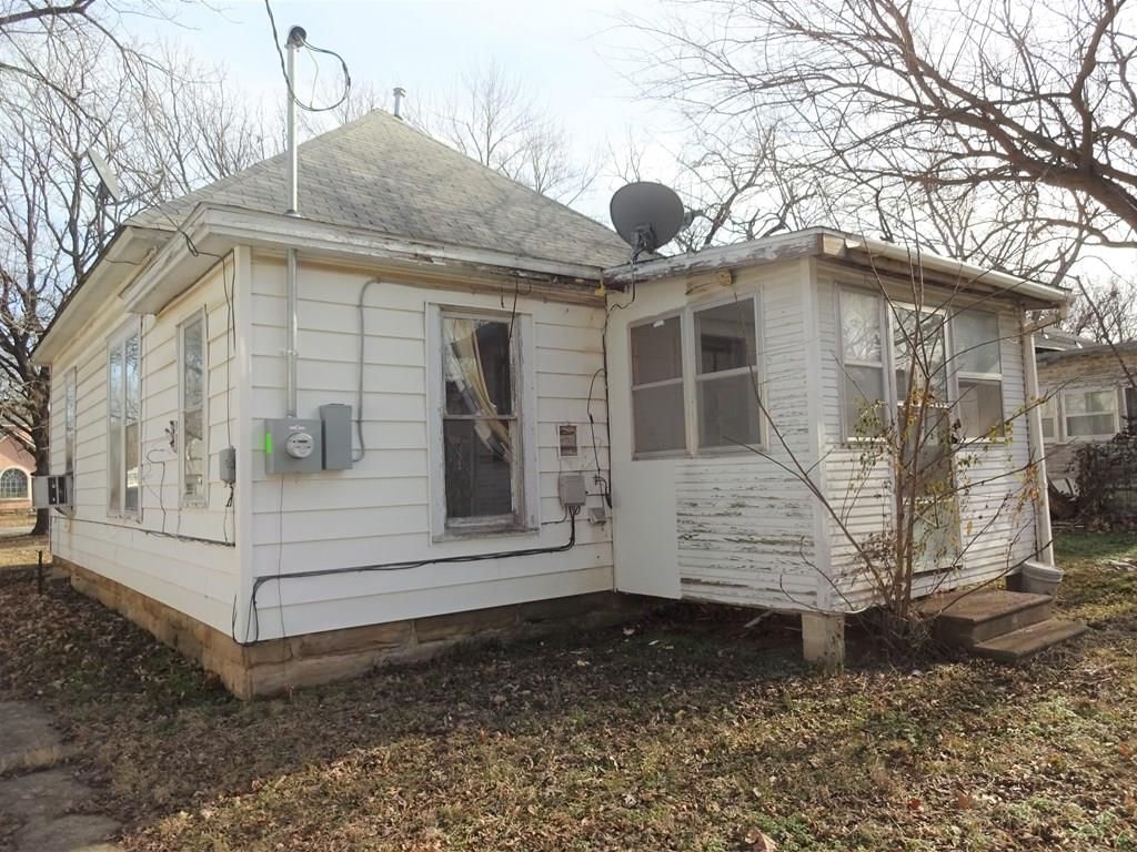 313 S 2nd N/A — photo 4