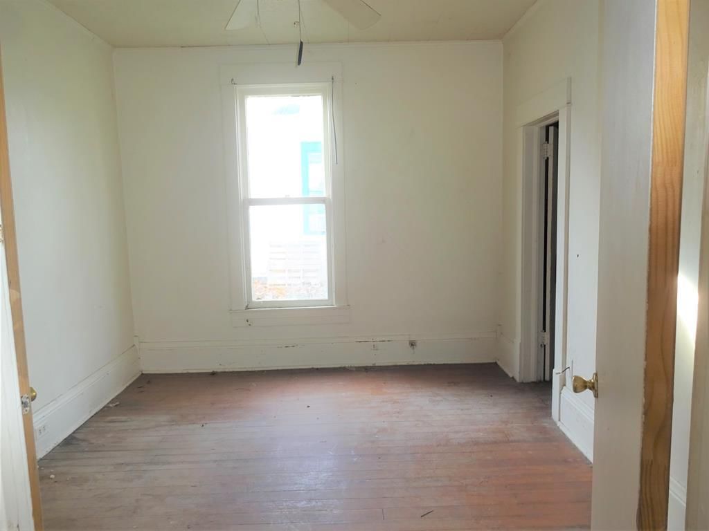 313 S 2nd N/A — photo 9