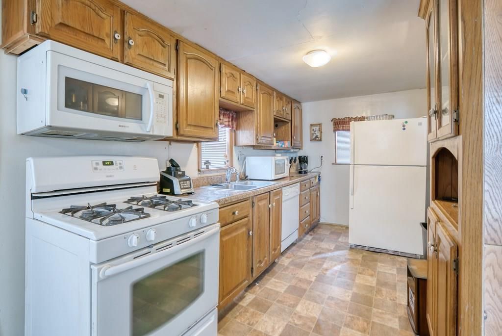 803 S Pine Street — photo 10