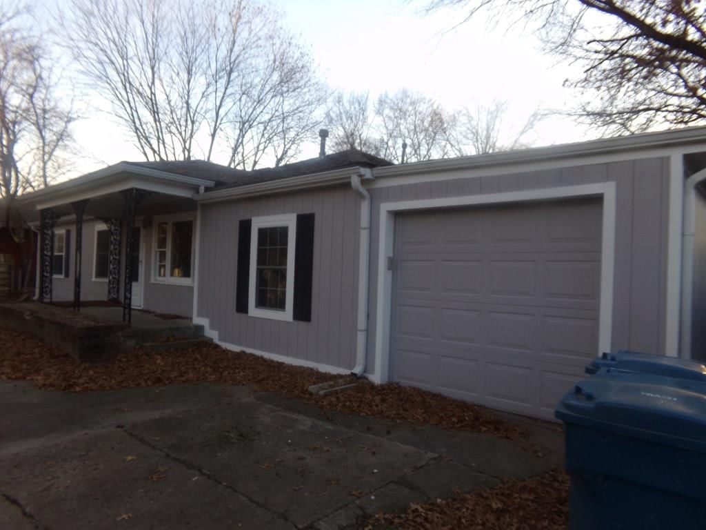 508 Waverly Way — photo 2