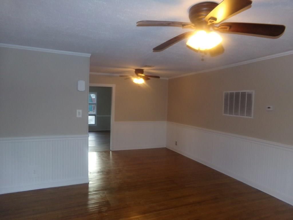 508 Waverly Way — photo 5