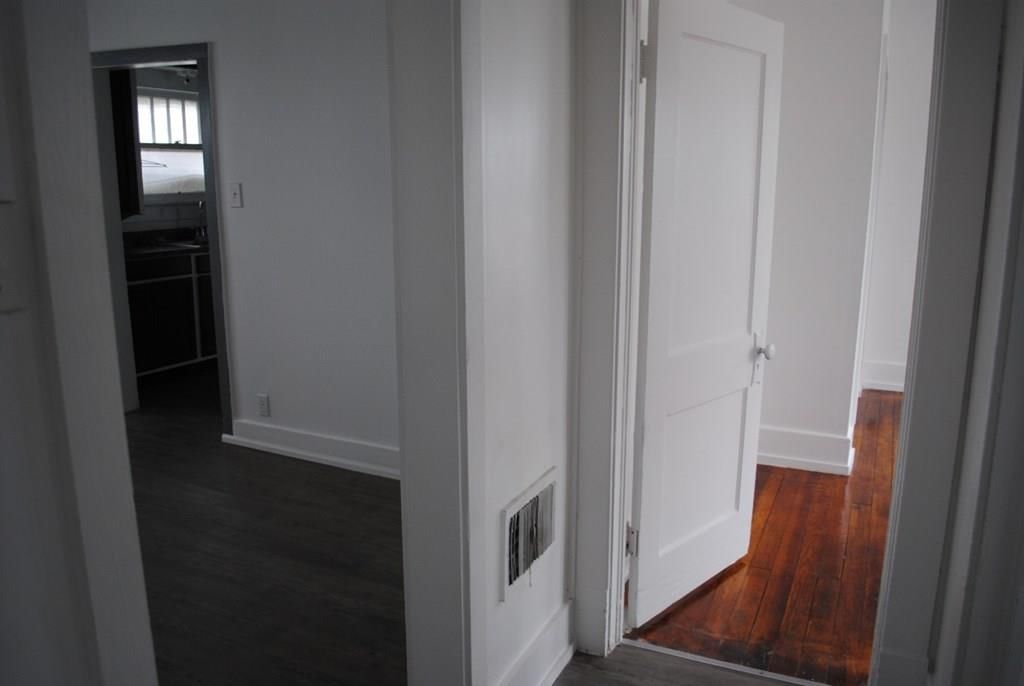 218 S 16th N/A — photo 29