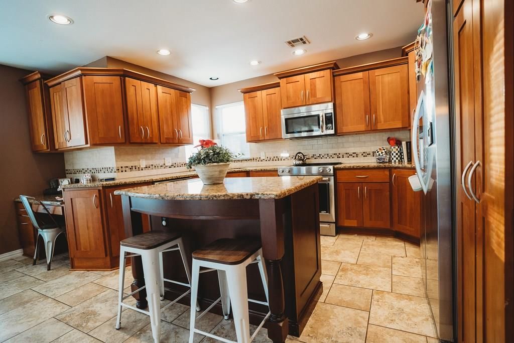 2902 Royal Court — photo 9