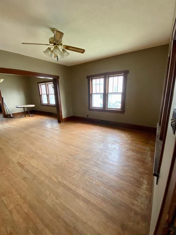 209 E 5th Street — photo 14