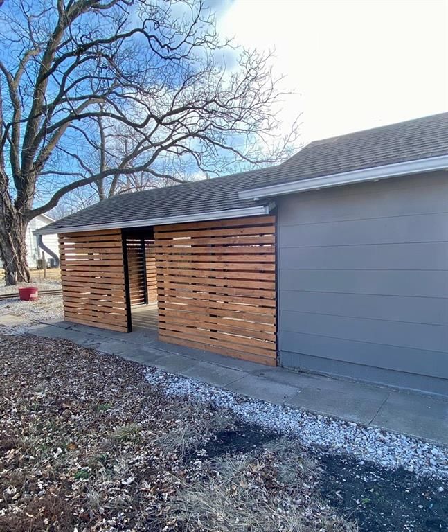 716 Illinois Street — photo 18