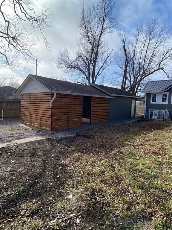 716 Illinois Street — photo 20