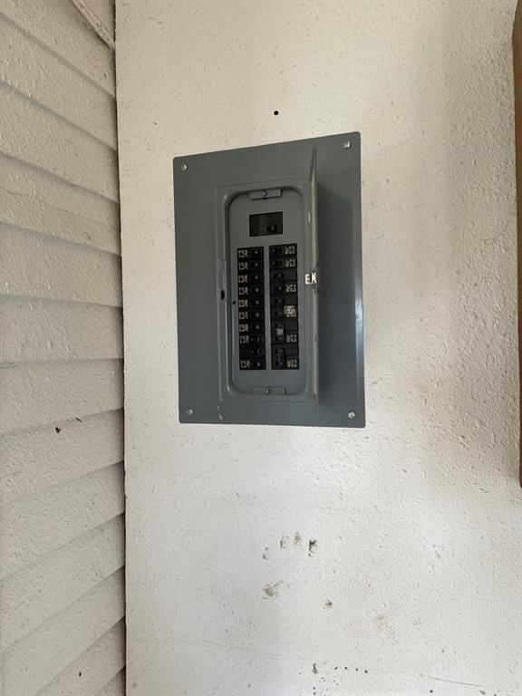 907 Wisconsin N/A — photo 13