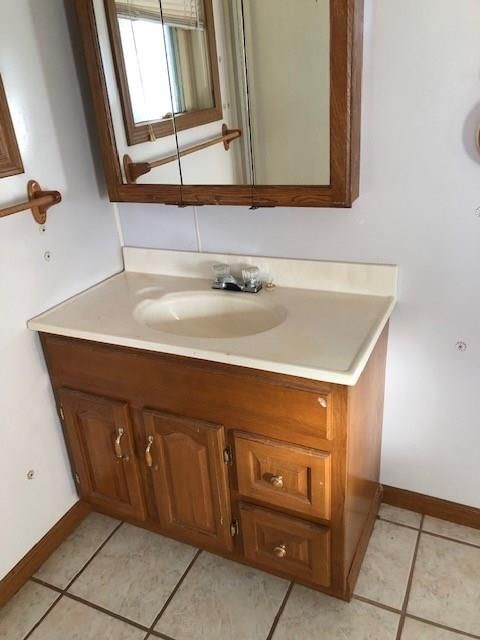 704 E Elm N/A — photo 8