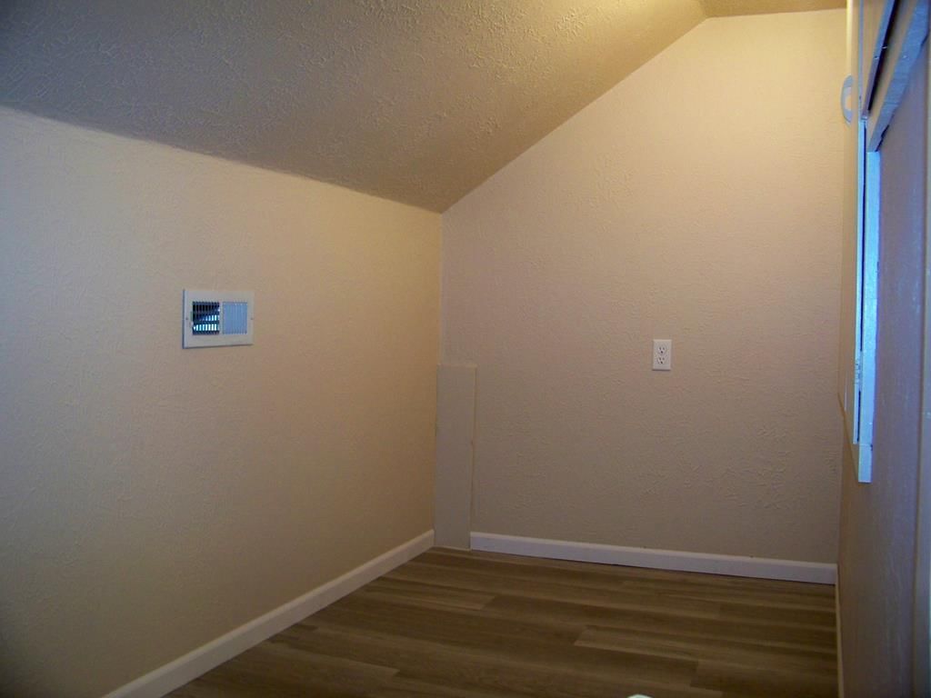 222 S Lafayette Avenue — photo 45