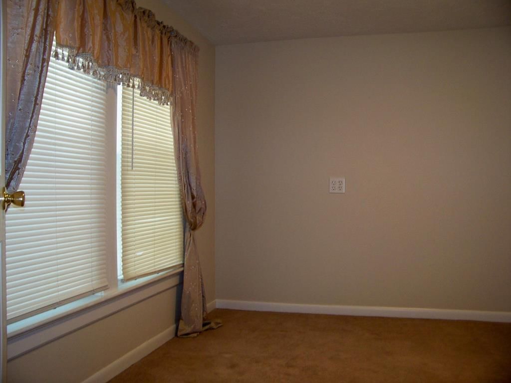 222 S Lafayette Avenue — photo 47