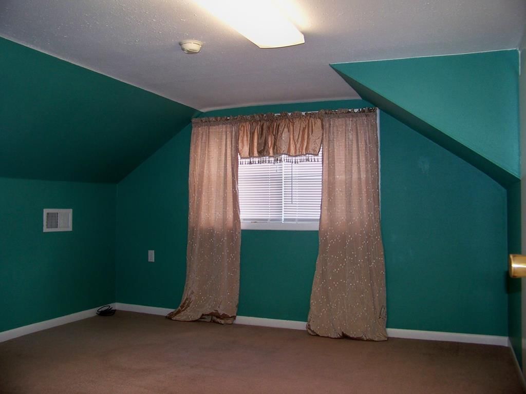 222 S Lafayette Avenue — photo 58