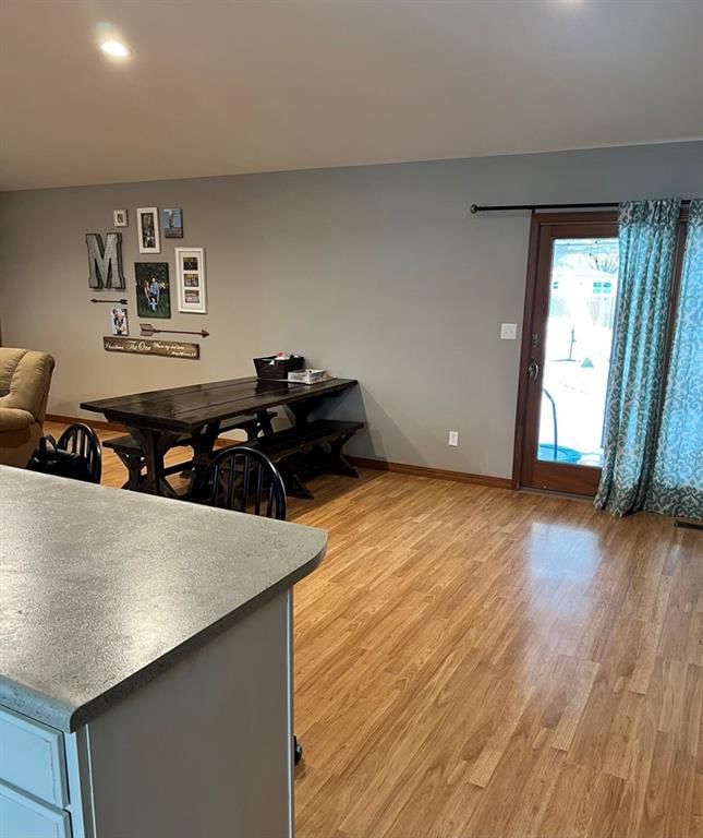 525 Webster Court — photo 11
