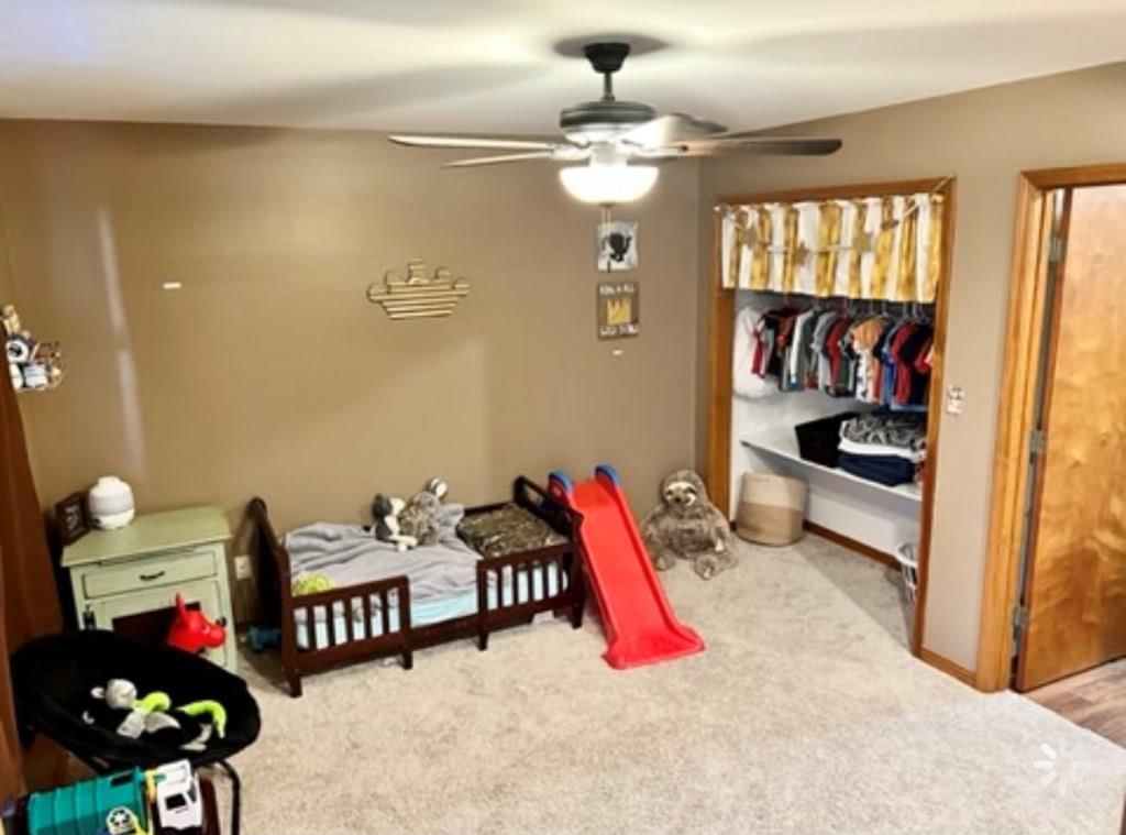 525 Webster Court — photo 12