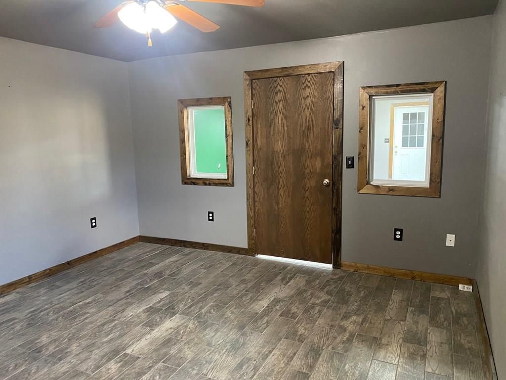 1007 Main Street — photo 9