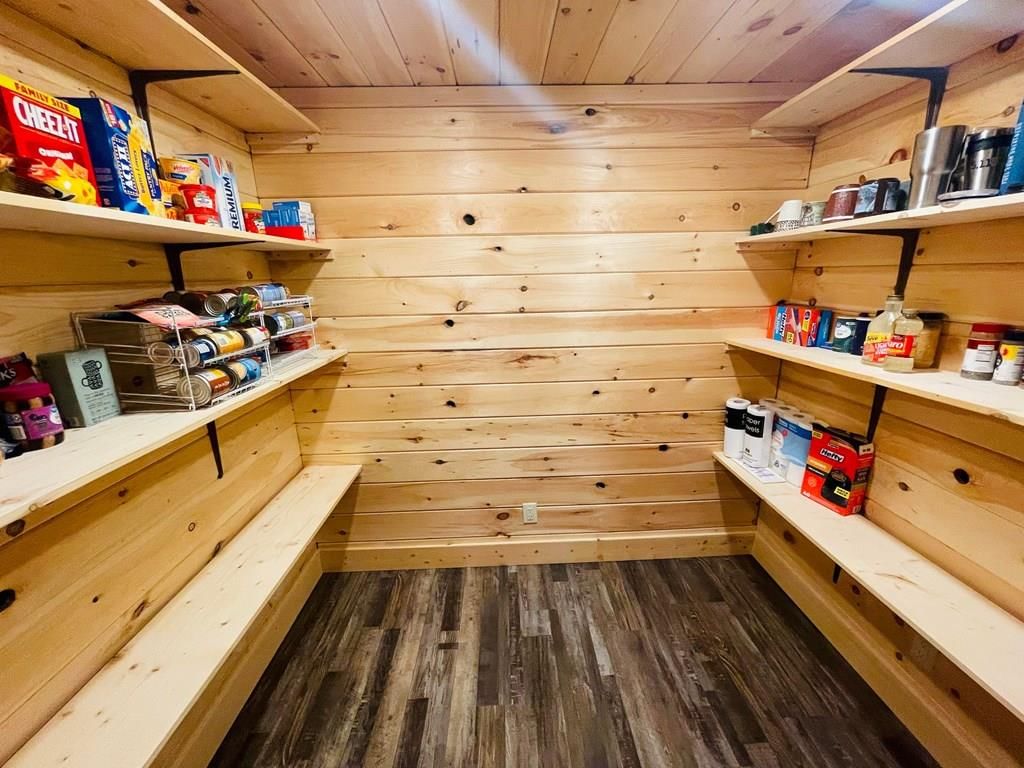 5876 Douglas Fir N/A — photo 36