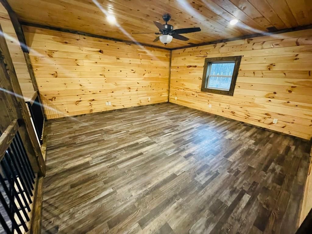 5876 Douglas Fir N/A — photo 37