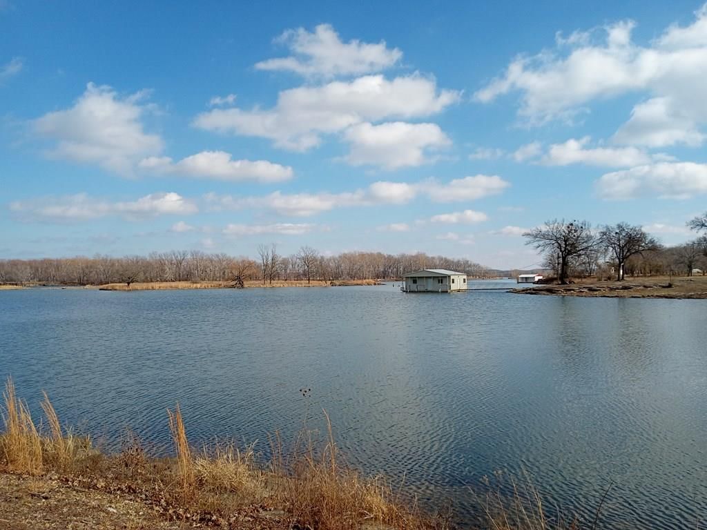 856 Lakeside Dr. N N/A — photo 44