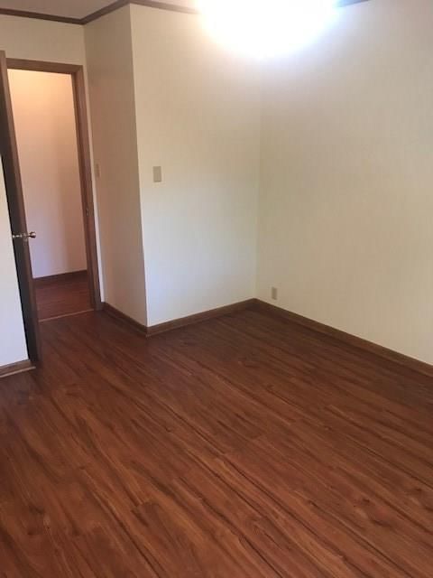 405 Parkway Drive — photo 15