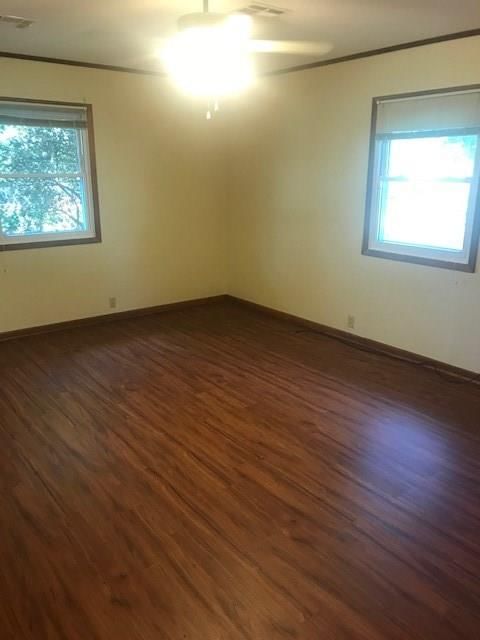 405 Parkway Drive — photo 16