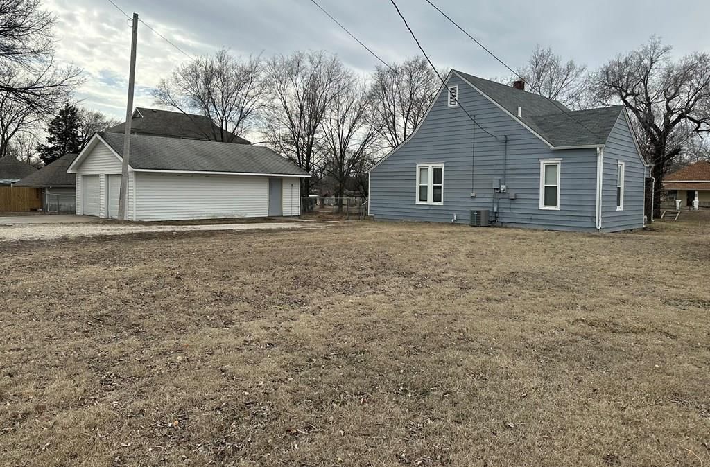 703 N 9th N/A — photo 5