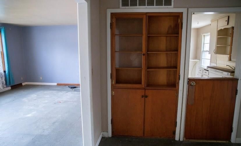 301 Highland N/A — photo 5