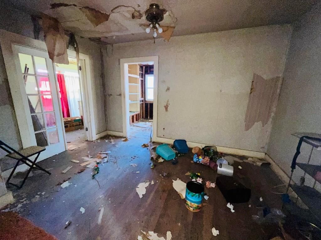 644 W Oak N/A — photo 21
