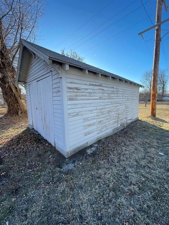 644 W Oak N/A — photo 9